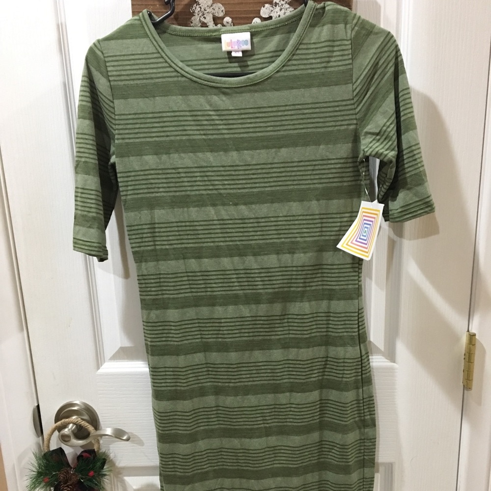 XS lularoe Julia